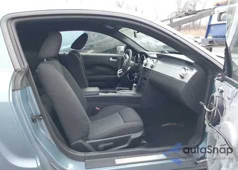 2007 Ford Mustang V6 Deluxe/V6 Premium from USA, damaged, VIN 1ZVFT80N775229006